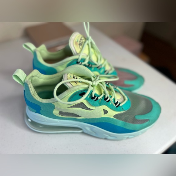 Nike Air Max 270 React Hyper Jade Running Men's Shoe size 7.5 Psychedelic - Picture 2 of 9